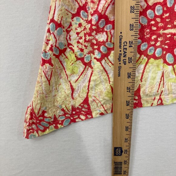 Lulu-B medium Colorful Floral Shark-Bite Hem Stretch Short Sleeve Knit Blouse - Picture 5 of 12